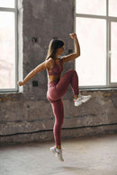 Conjunto fitness malva