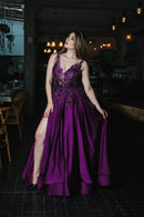 Vestido longo roxo com fenda